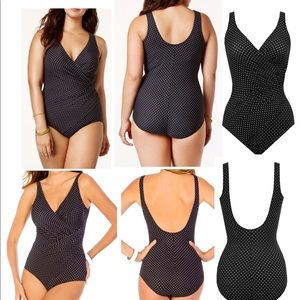 Miraclesuit swimsuit slimming tummy size 10
